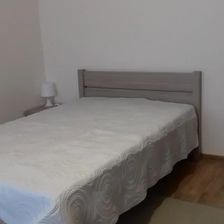 Apartament W Ogrodzie Apartment