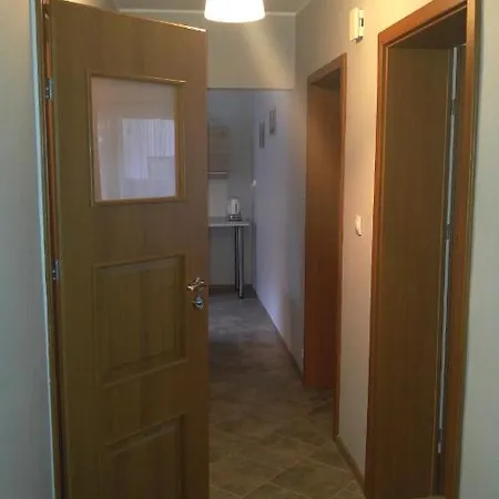Apartament W Ogrodzie Apartment *