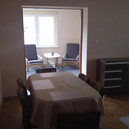 Apartament W Ogrodzie Apartment *
