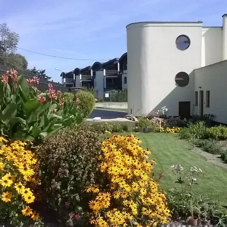 Apartament W Ogrodzie Apartment *